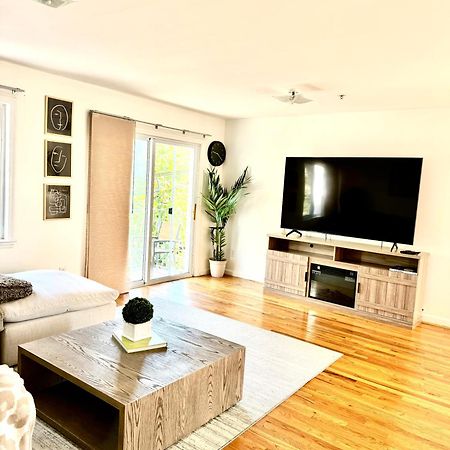 Stylish Evergreen Apartment By Newark Airport Екстер'єр фото