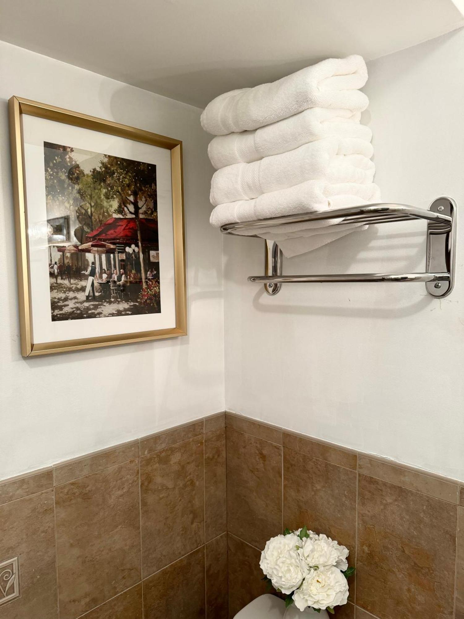 Stylish Evergreen Apartment By Newark Airport Екстер'єр фото