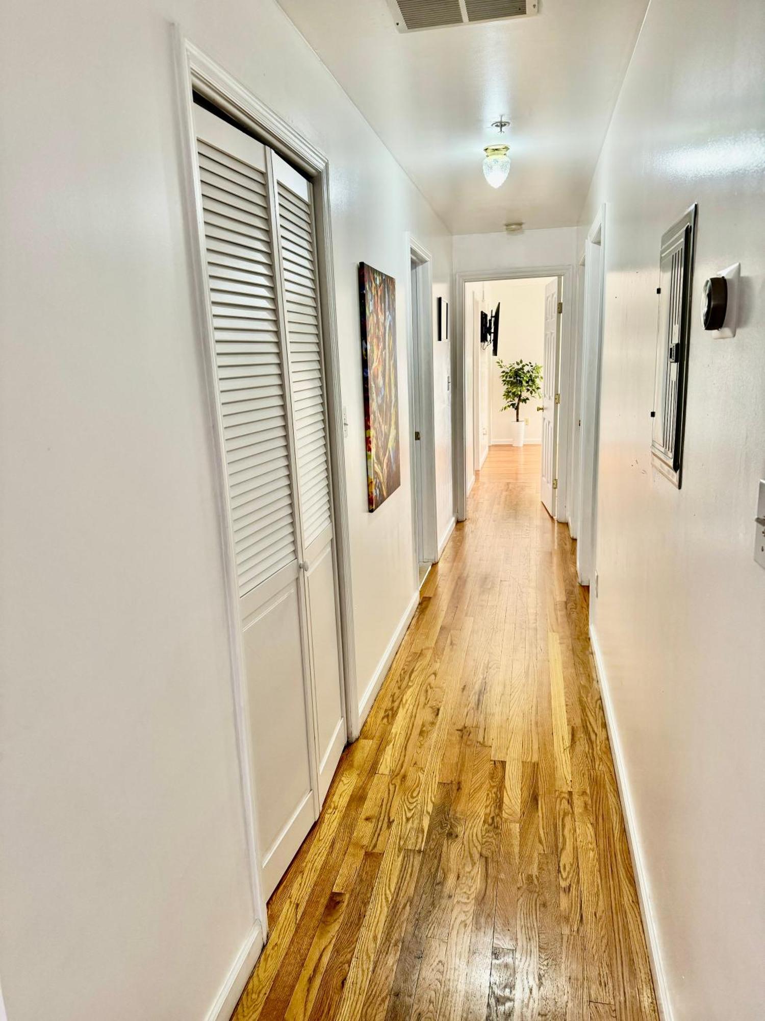 Stylish Evergreen Apartment By Newark Airport Екстер'єр фото