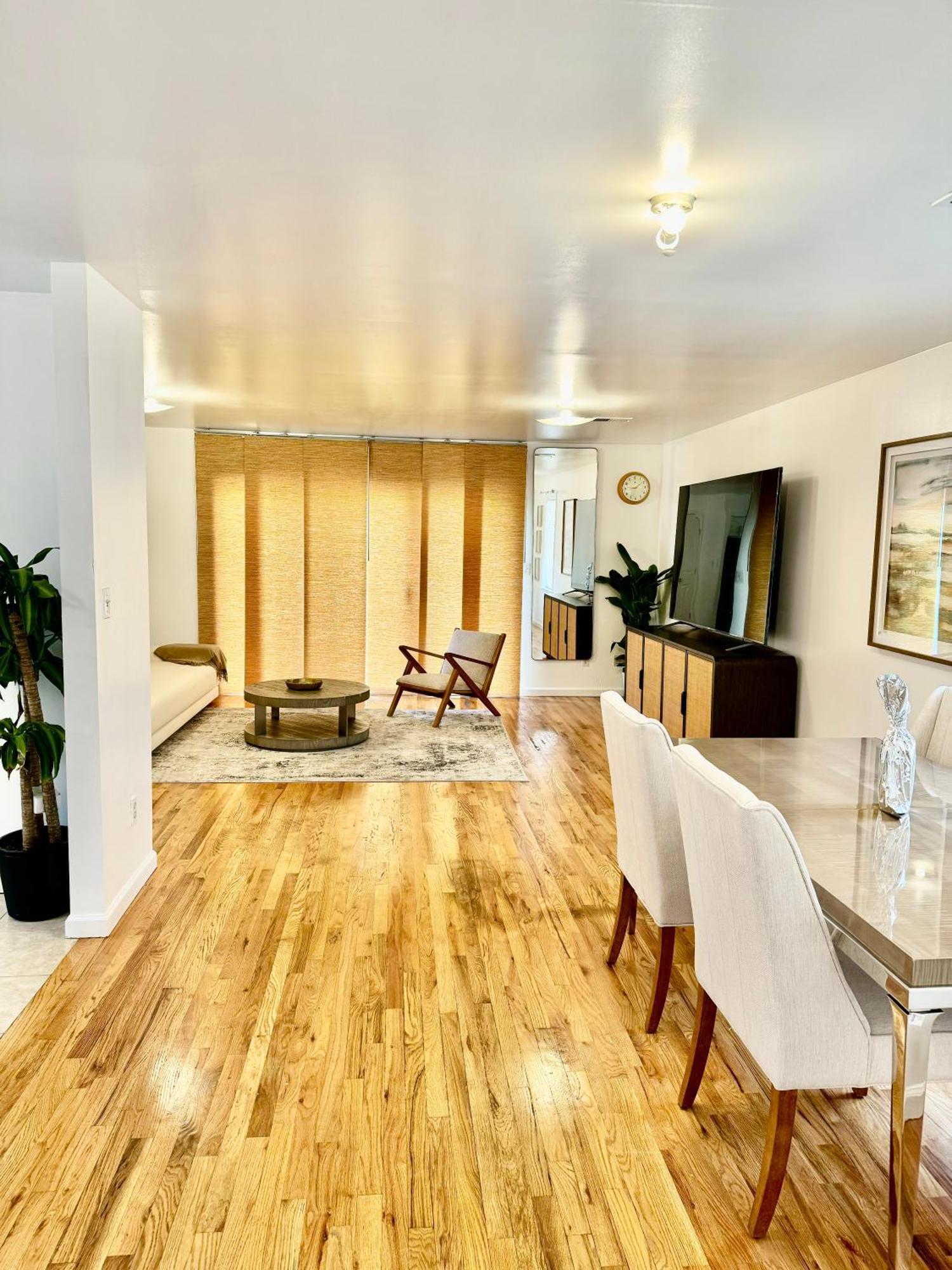 Stylish Evergreen Apartment By Newark Airport Екстер'єр фото