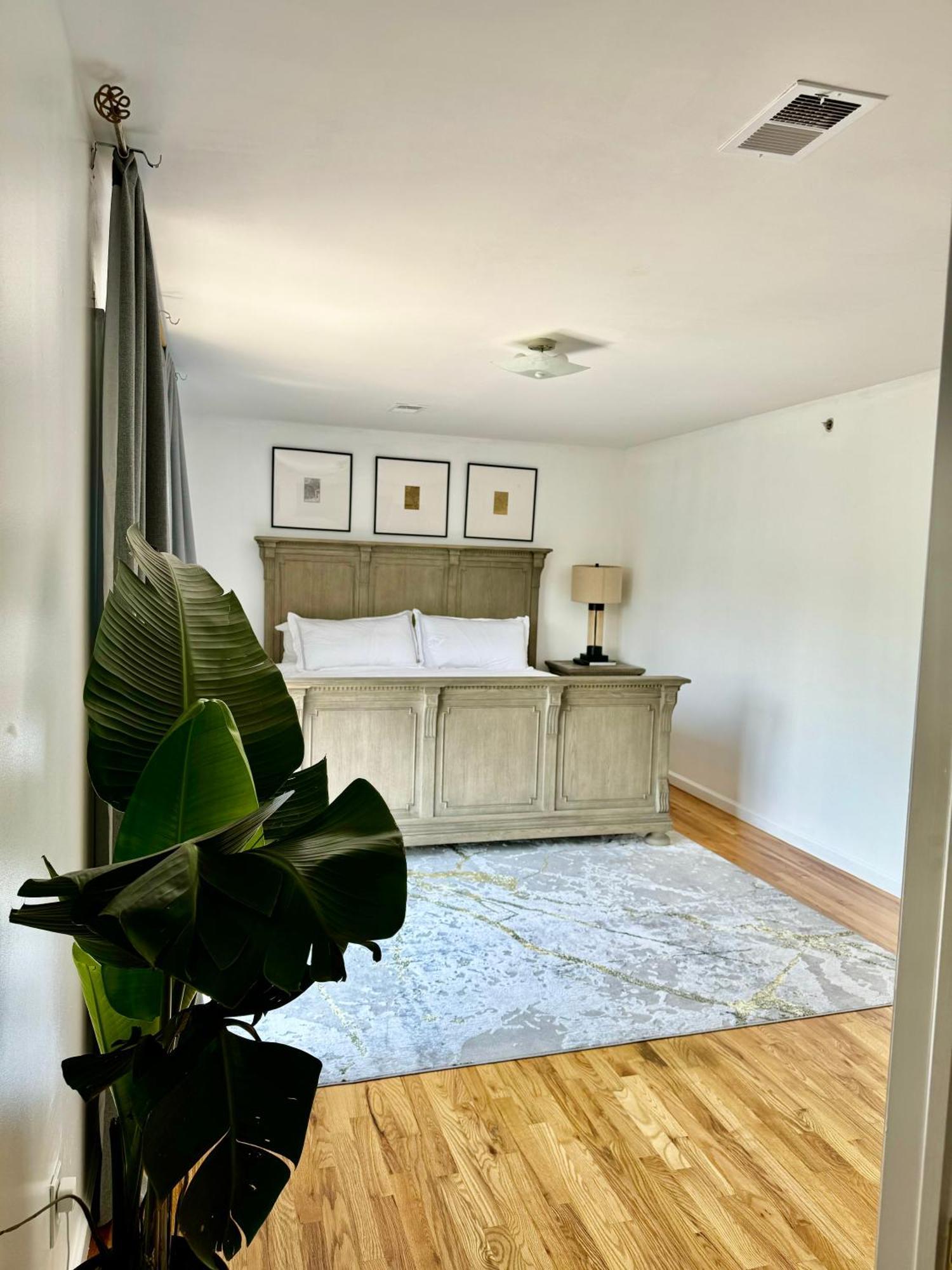 Stylish Evergreen Apartment By Newark Airport Екстер'єр фото