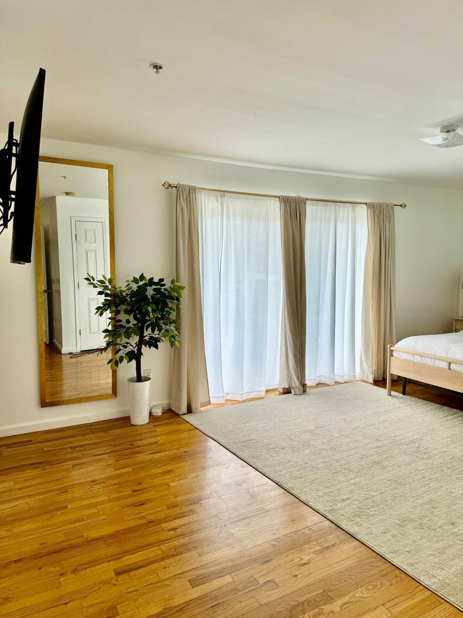 Stylish Evergreen Apartment By Newark Airport Екстер'єр фото