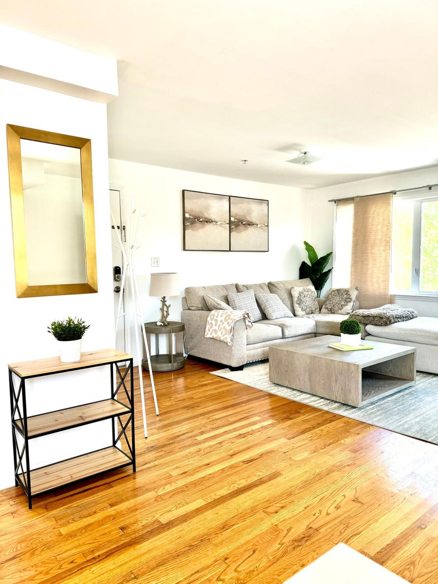 Stylish Evergreen Apartment By Newark Airport Екстер'єр фото